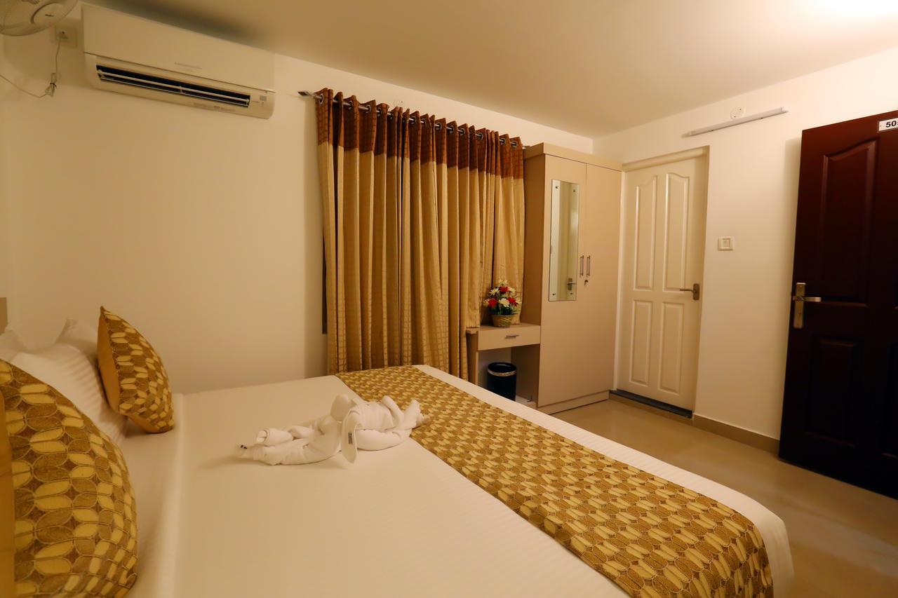 Hotel Swarna Residency Kochi المظهر الخارجي الصورة