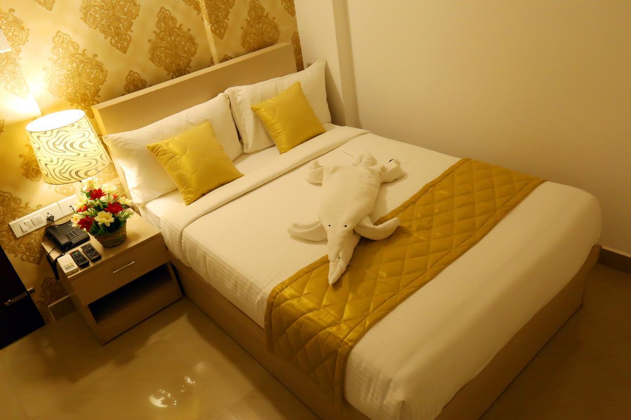 Hotel Swarna Residency Kochi المظهر الخارجي الصورة