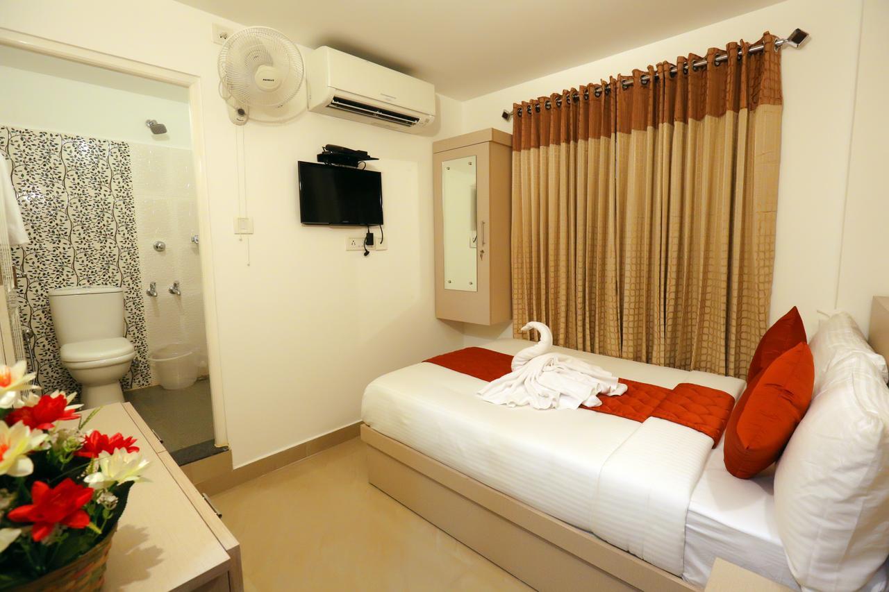 Hotel Swarna Residency Kochi المظهر الخارجي الصورة